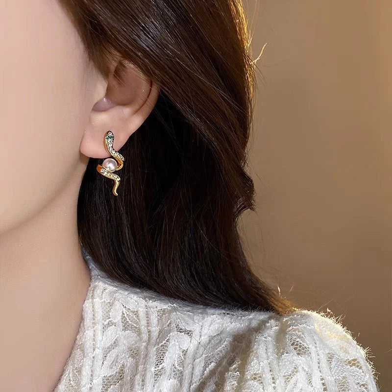 Exquisite Full Rhinestone Zircon Simulated Snakes Bead Stud Earrings For Women
