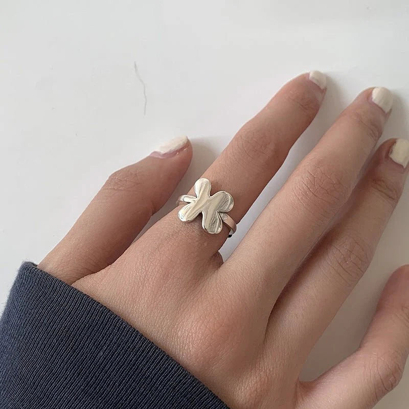 Small Balls Fringe Tape Pendant Open Ring