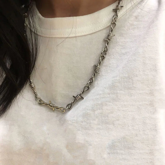 Fashion Personalized Retro Barbed Thorn Necklace