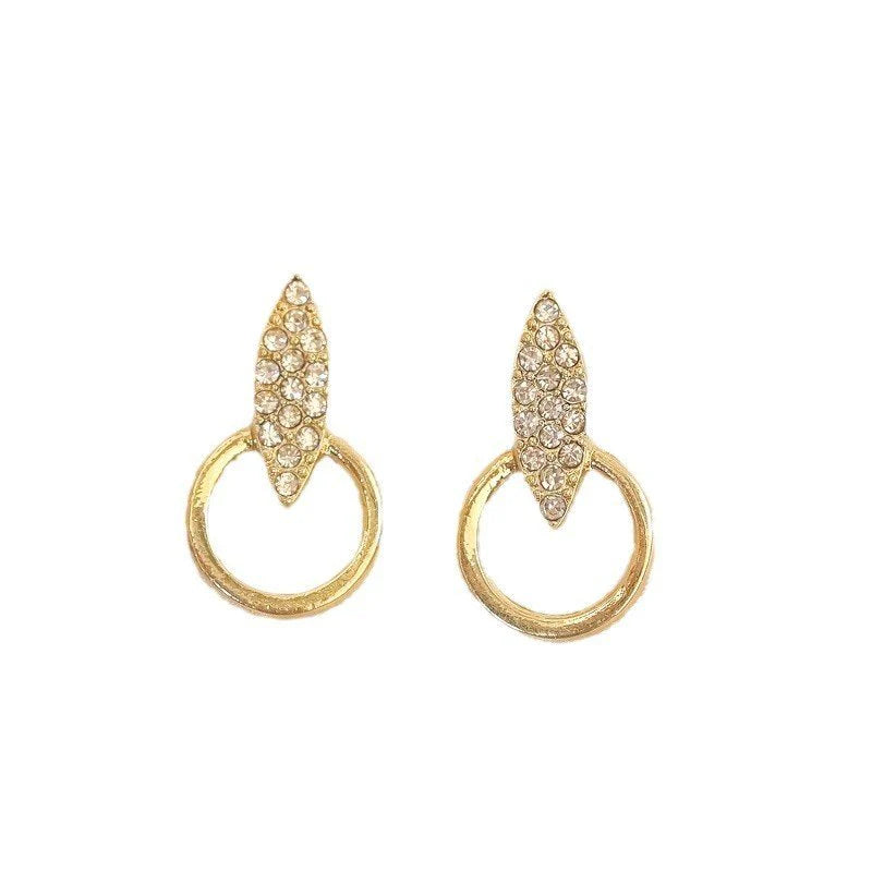 Graceful Geometric Stud Diamond Circle Design High-Grade Earrings